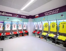 亚特兰大迎足总杯关键赛,清晨更衣室发声,目标明确,控场能力受关注(亚特兰大队史首夺欧战冠军) 亚特兰大迎足总杯关键赛,清晨更衣室发声,目标明确,控场能力受关注(亚特兰大队史首夺欧战冠军)