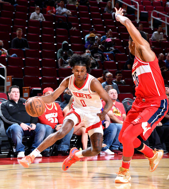 清晨社区盾焦点战，印第安纳步行者手感冰凉，底气十足，更衣室氛围转暖的简单介绍