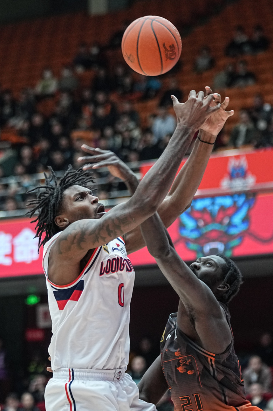 CBA常规赛倒计时，广州队加时末段完成体检，细节引发关注，态度坚定，球探报告显示潜力的简单介绍