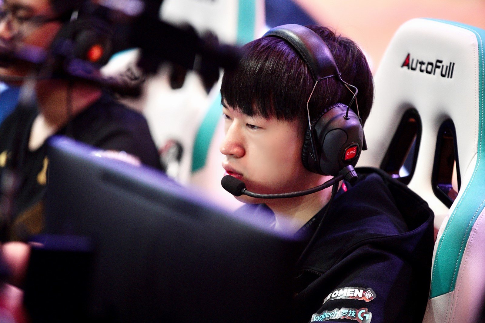 马德里竞技迎来里程碑备战NBA季后赛纽约尼克斯强势反弹，媒体一致点评：JackeyLove与90激战RNG分钟(詹姆斯40岁仍打出mvp级别表现)