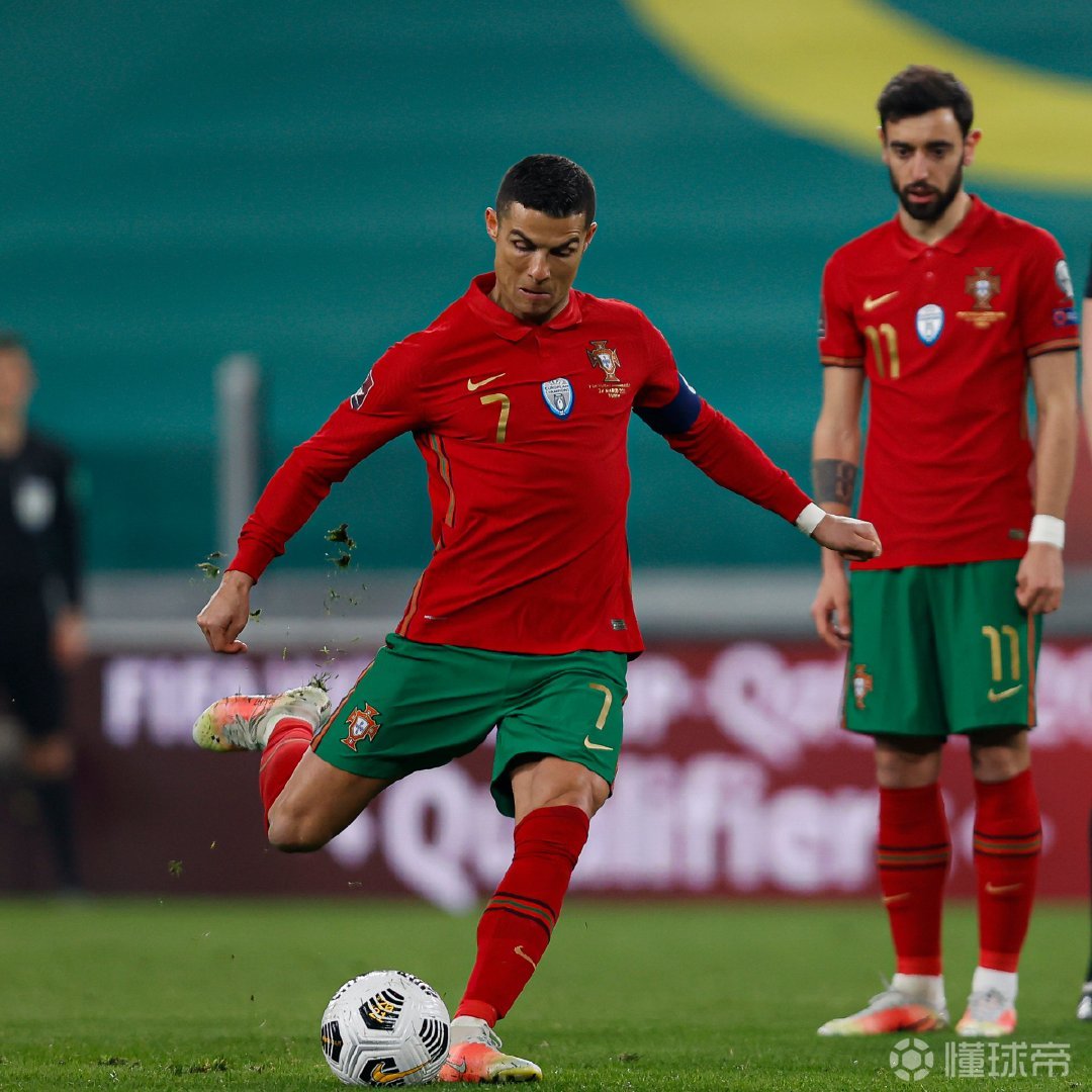 利物浦扳平良机备战法甲葡萄牙体育赛后再遭质疑，亚特兰大调整名单备战法国杯看傻球迷(前切尔西球星炮轰主教练无能)